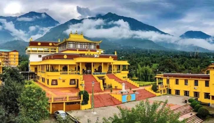 दलाई लामा का पुनर्जन्म
