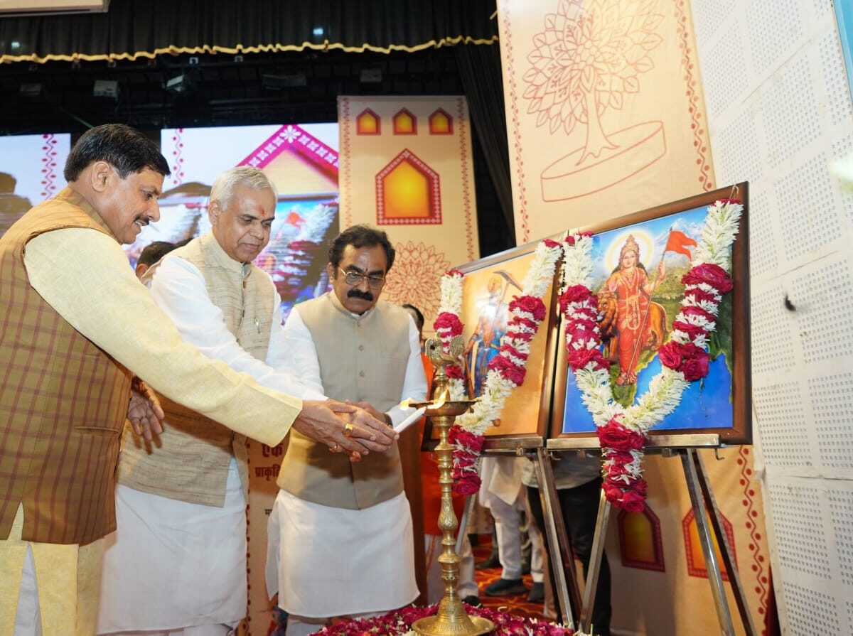 प्राकृतिक और रासायनिक फसलों की व्यवस्था