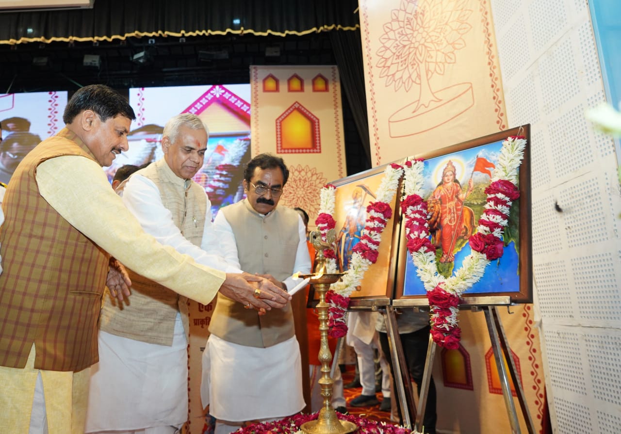 प्राकृतिक और रासायनिक फसलों की व्यवस्था