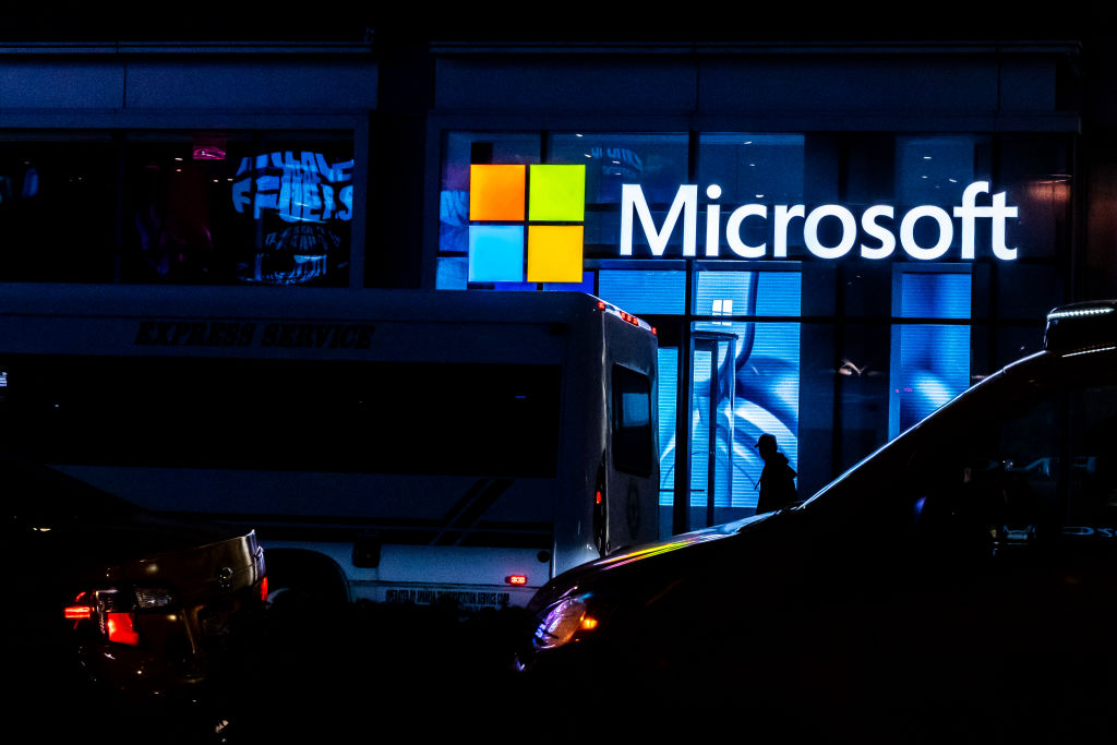 Microsoft सर्वर साइबर हमला