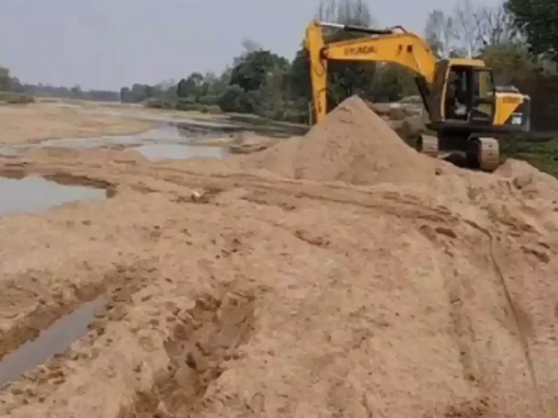 रेत खनन में पारदर्शिता