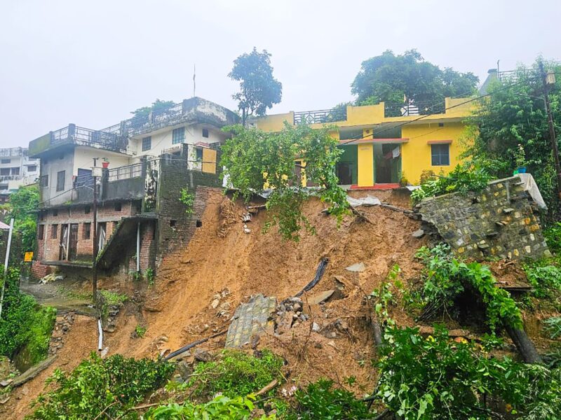 उत्तराखंड में भारी बारिश