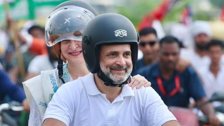 राहुल गांधी बुलेट सवारी