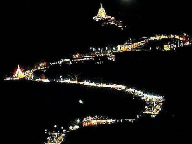 माँ बम्लेश्वरी नि:शुल्क बस सेवा