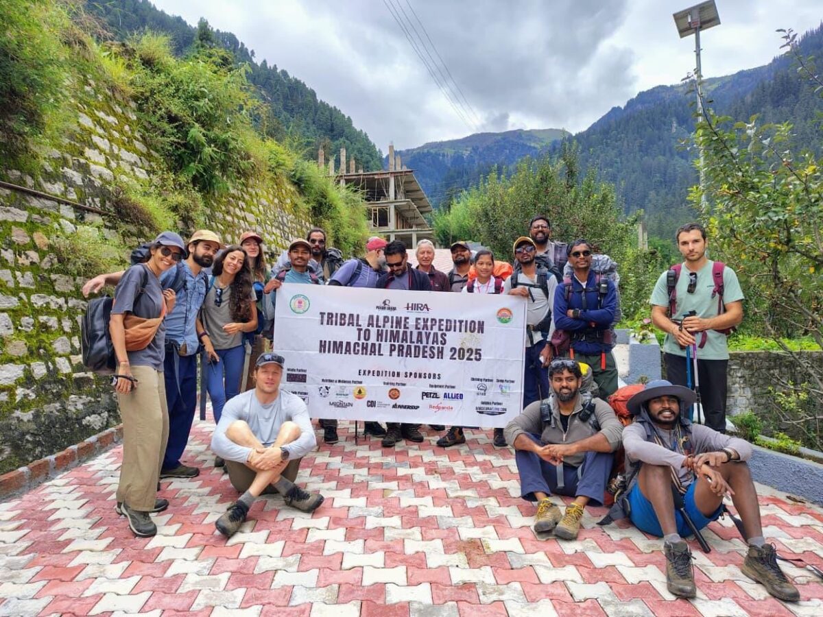 जशपुर जनजातीय पर्वतारोहण टीम