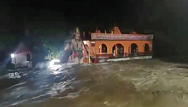 तपोकेश्वर महादेव मंदिर बाढ़