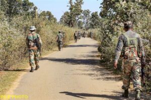 बस्तर मुठभेड़ में दो माओवादी ढेर