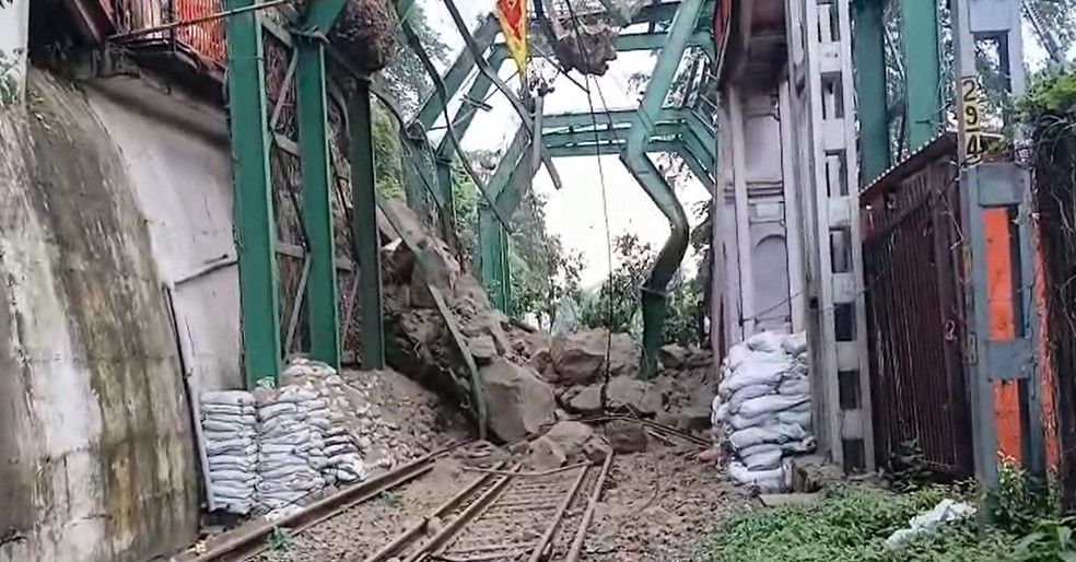 हरिद्वार मंसा देवी भूस्खलन