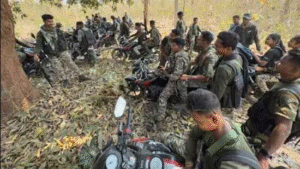 21 Maoists Surrender