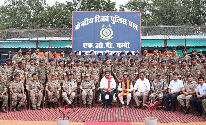 Deputy Chief Minister meets CRPF jawans