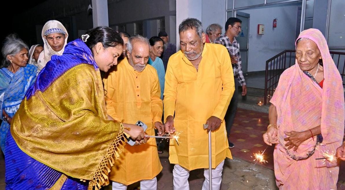 The old age home was illuminated with lampsThe old age home was illuminated with lamps
