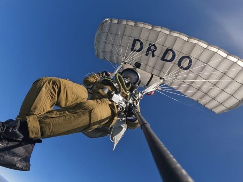 military combat parachute system