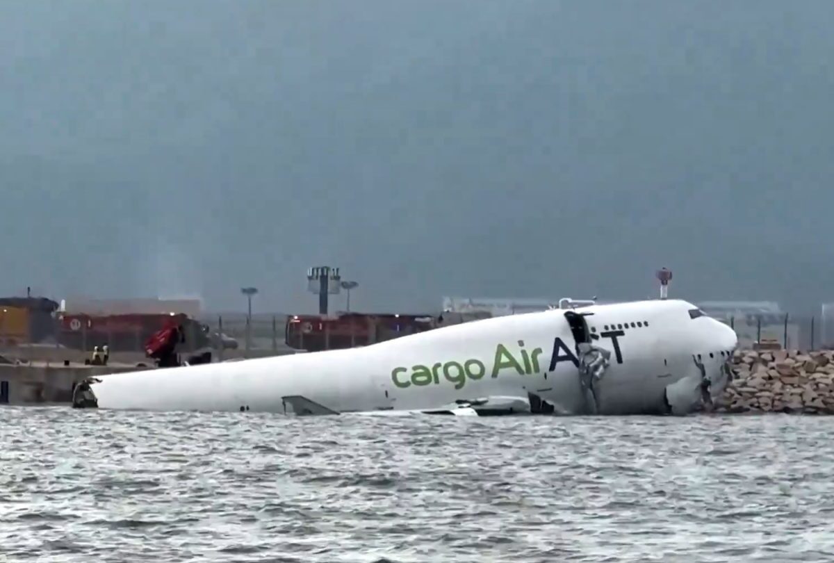 हांगकांग विमान दुर्घटना