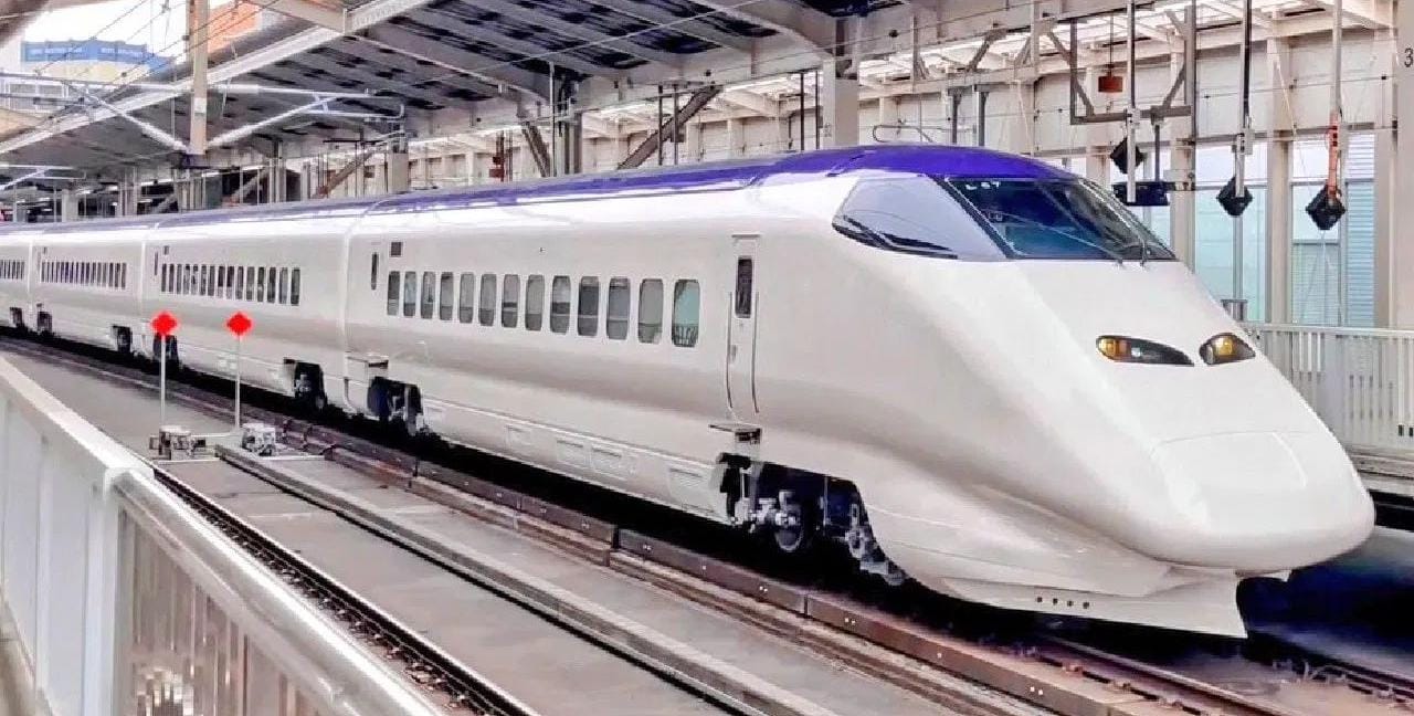 Mumbai-Ahmedabad train journey