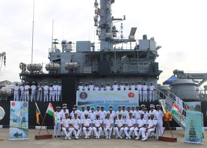 भारतीय नौसेना कोलंबो दौरा