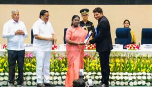 राष्ट्रपति ने रायपुर को सम्मानित किया
