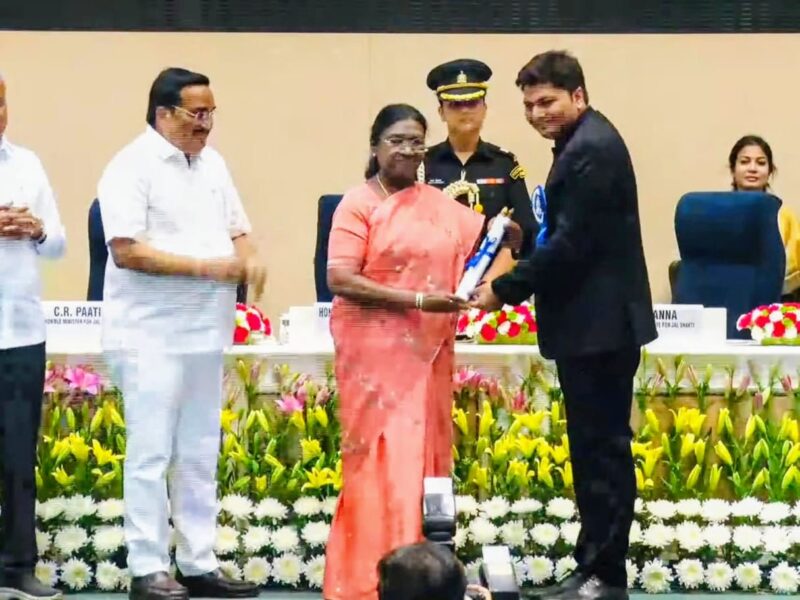 राष्ट्रपति ने रायपुर को सम्मानित किया