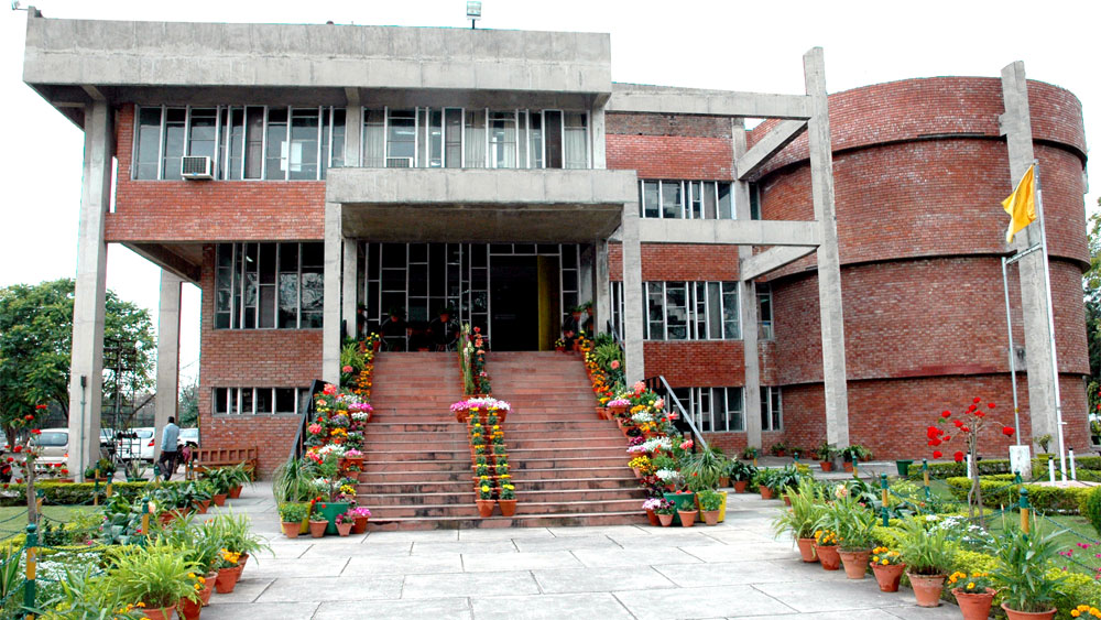 Punjab Engineering College