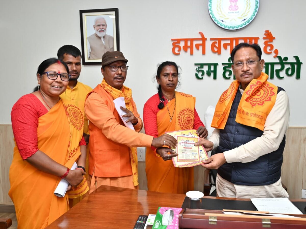 गायत्री महायज्ञ में मुख्यमंत्री