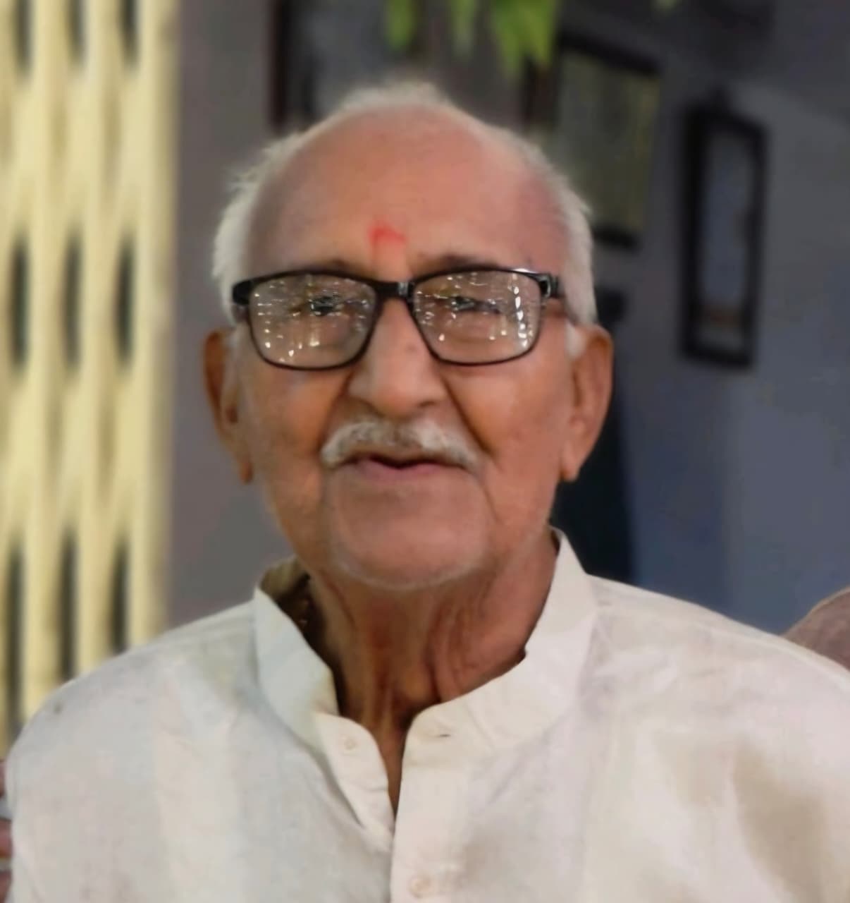 Dr. Sukhnandan Singh Thakur