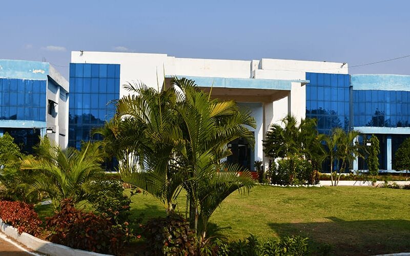 three-year degree course in Hotel Management Institute