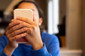 Instagram teen suicide alerts