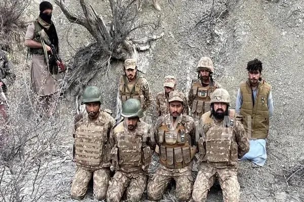 Pakistani Army surrenders to BLA fighters