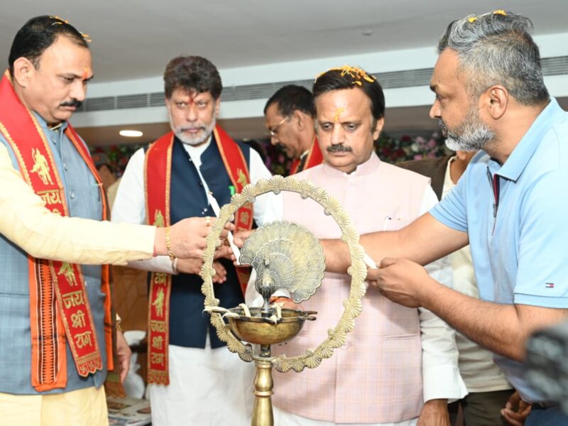 rewa raipur hawai seva