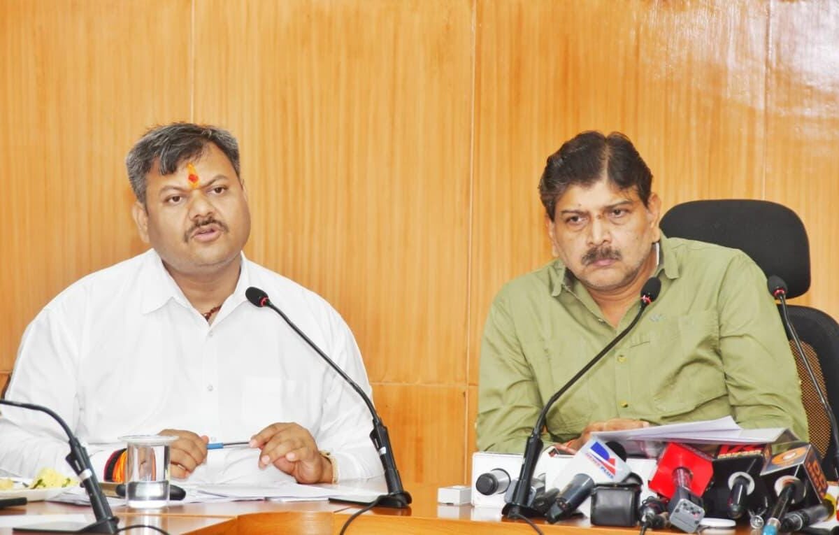 DRM Raipur Shri Dayanand discussed