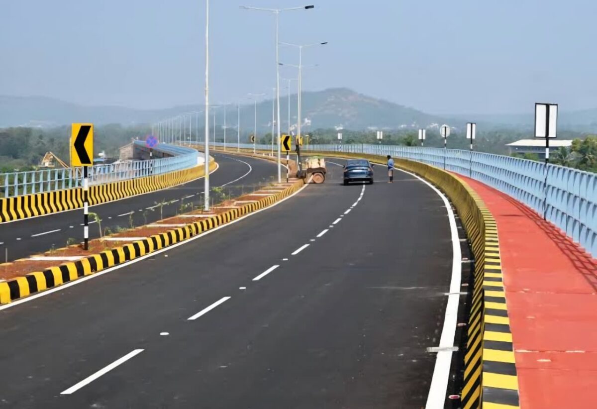 two each in Dhamtari and Balodabazar