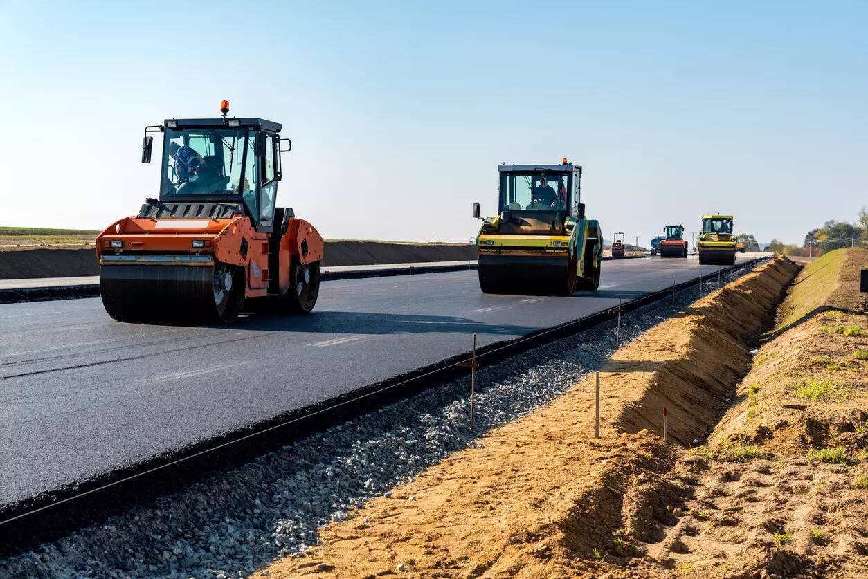 Alternative path of asphalt amid global crisis