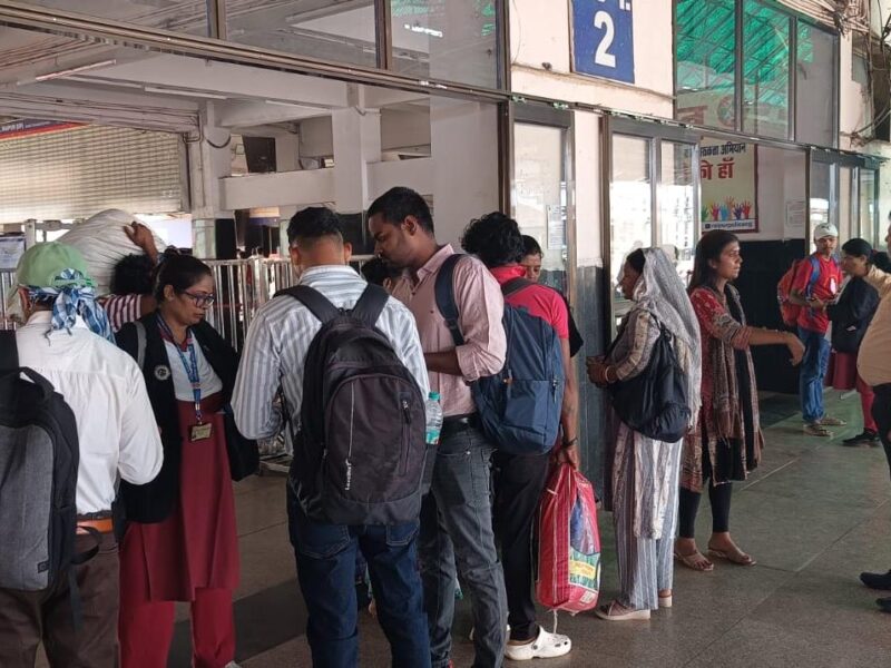 Fortification ticket checking at Raipur station