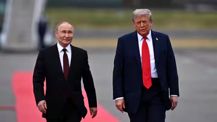 Trump and Putin Hold Phone Talks