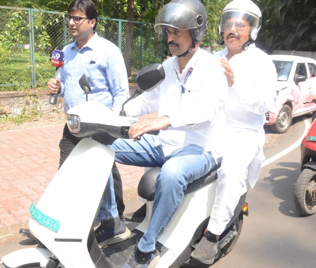 electric scooty