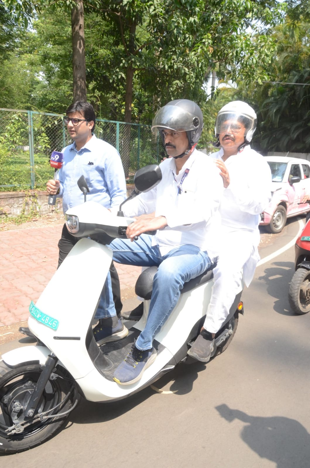 electric scooty
