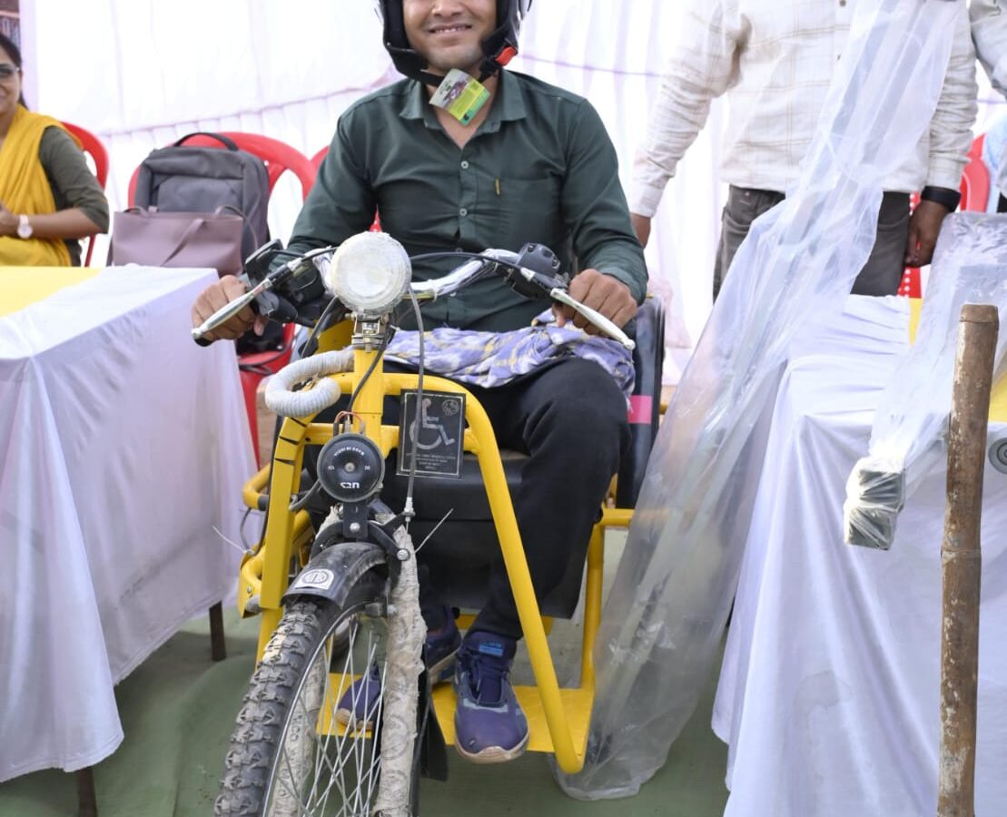 motorized car