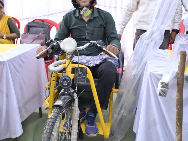 motorized car