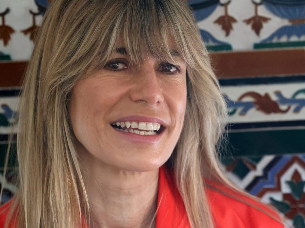 Pedro Sanchez: Travel ban on Spanish Prime Minister's wife...! Corruption probe underway.