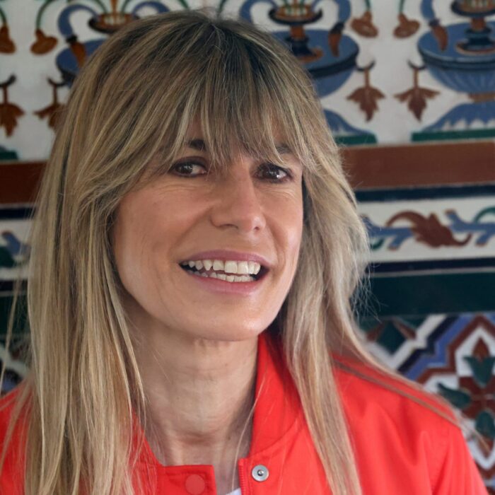 Pedro Sanchez: Travel ban on Spanish Prime Minister's wife...! Corruption probe underway.