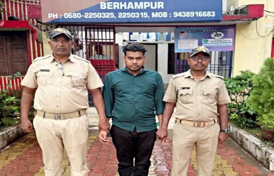 Fraud Case: Youth arrested in Odisha for attempting to extort money by posing as the PA of BJP leader Nitin Nabin.
