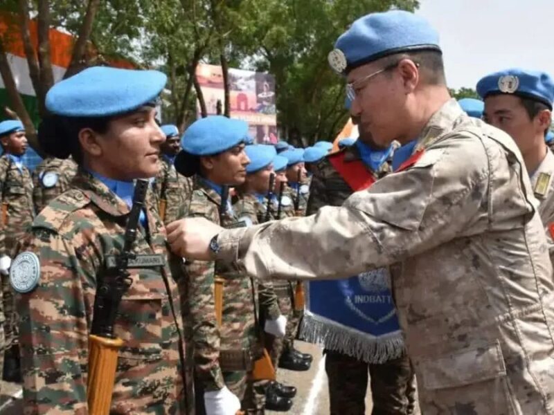 Indian Army: Indian peacekeepers honored in South Sudan...! UN awards medals to 550 soldiers.