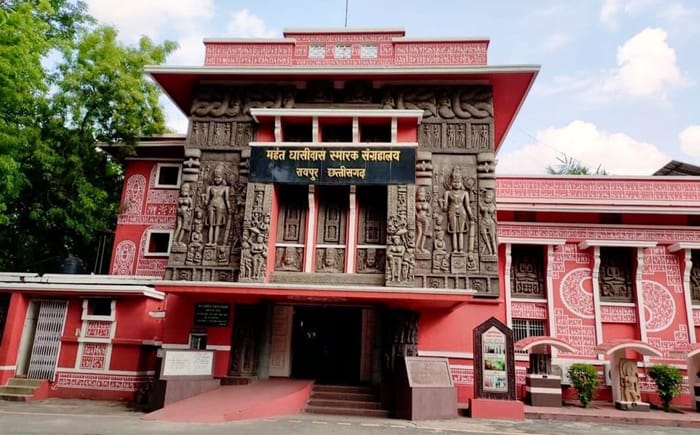 Archives Exhibition: Rare historical documents to be displayed in Raipur! A special exhibition will be held at the Mahant Ghasidas Museum from June 8 to 12.