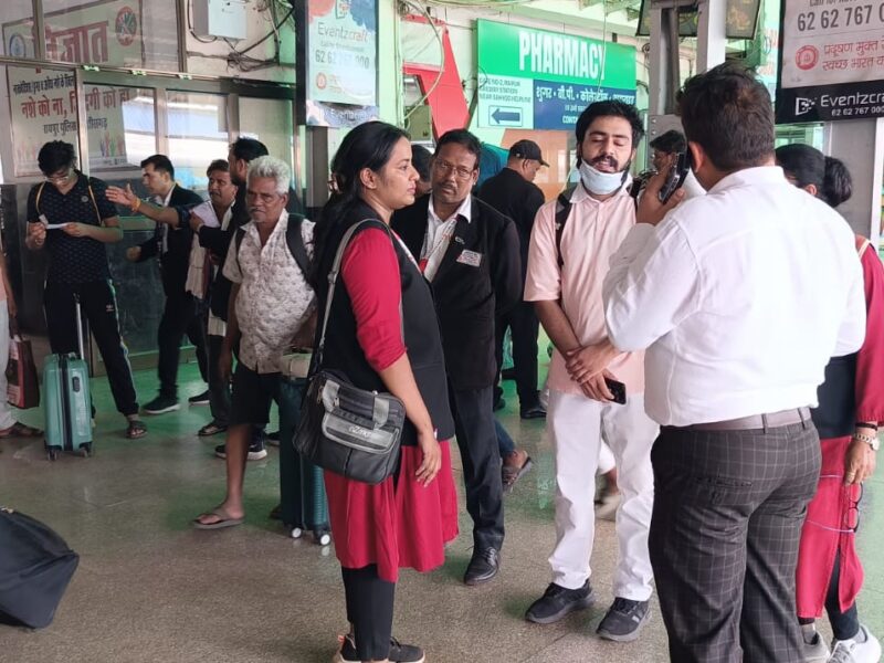 Ticket Checking Drive: Major ticket-checking operation in Raipur Division... 2,836 cases in 15 days... Railways collected ₹18 lakh.