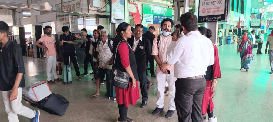 Ticket Checking Drive: Major ticket-checking operation in Raipur Division... 2,836 cases in 15 days... Railways collected ₹18 lakh.
