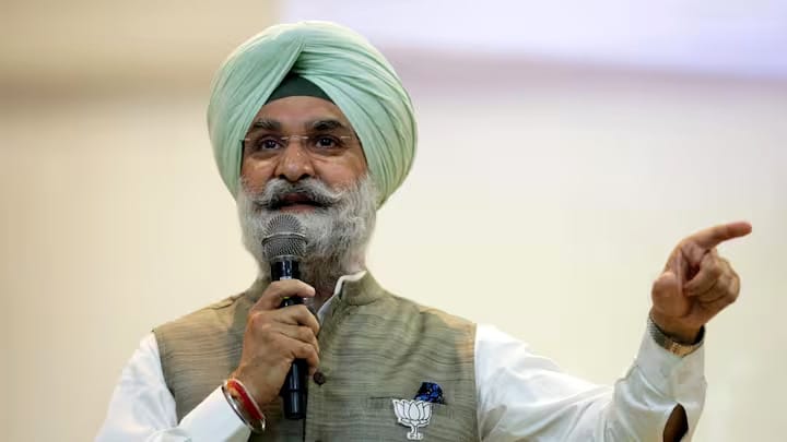 Executive Magistrate: Delhi revenue officials to get Executive Magistrate powers...! Lieutenant Governor grants approval.