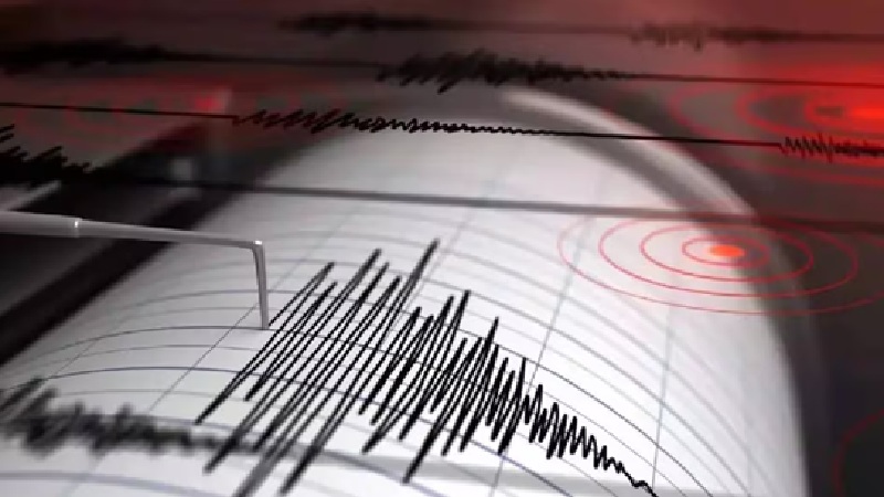 Earthquake in Japan: 7.1 magnitude earthquake in Japan...! Tsunami warning sparks panic.