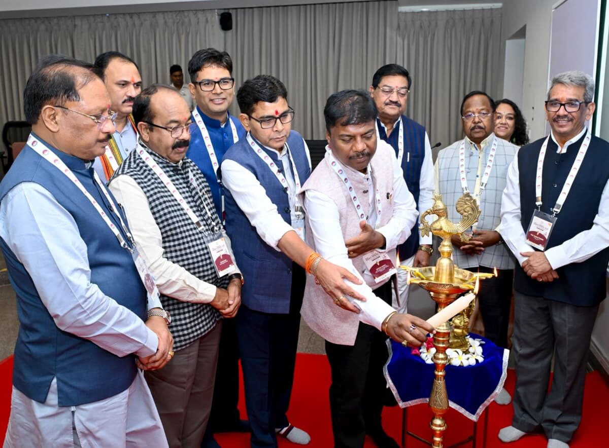 Chintan Shivir 3.0: Two-day brainstorming session to prepare a roadmap for a developed Chhattisgarh...! CM Vishnu Deo Sai inaugurates the event.