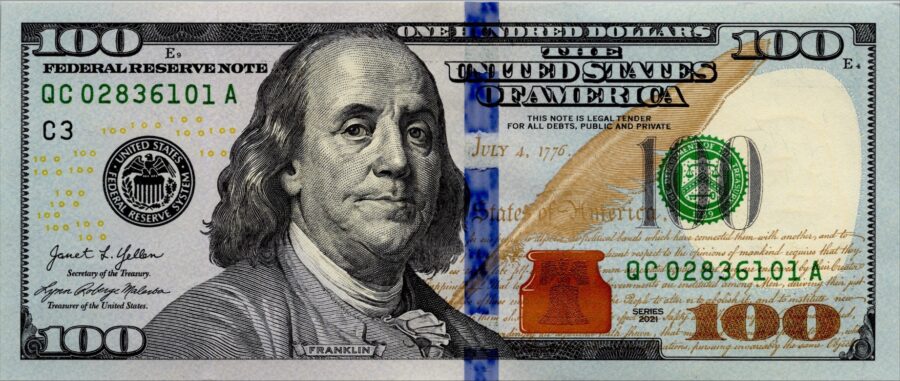 US Currency: The big secret of American currency...! Why do dollar notes not burst after folding them 4,000 times? You will be surprised to know the reason