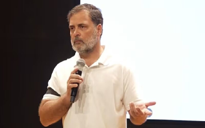 Education System: Rahul Gandhi targets the government at a press conference...! Demands Dharmendra Pradhan's removal.