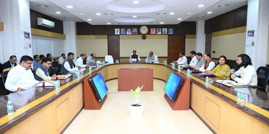 Cabinet Meeting: Chhattisgarh Cabinet’s mega decision...! Country's first 'Ease of Doing Business' law to be enacted... See the details here.